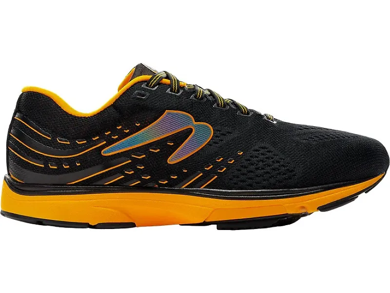 Men's Newton Running Kismet 9, Black/Amber, 11 D Medium