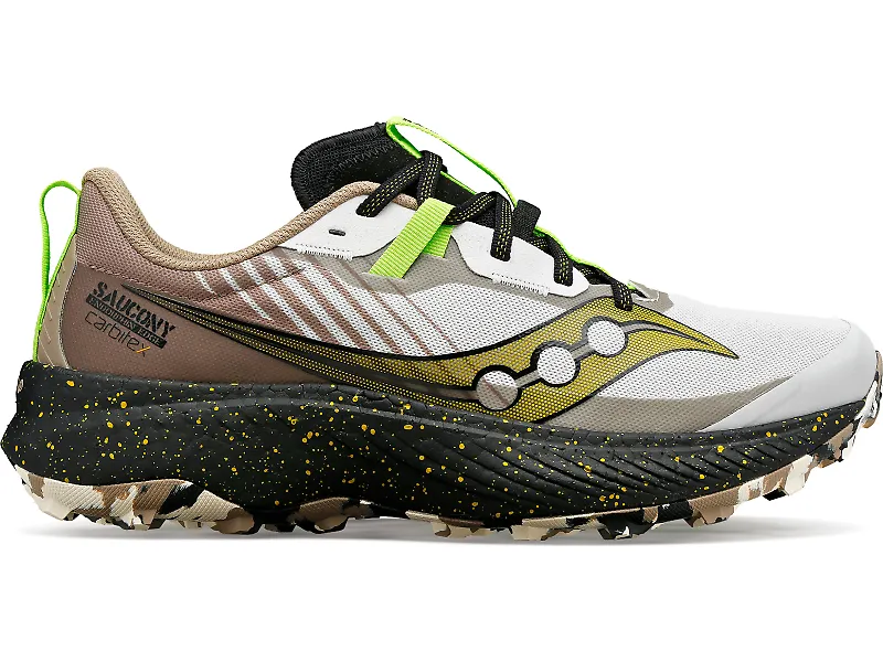 Men's Saucony Endorphin Edge, Fog/Black, 10.5 D Medium
