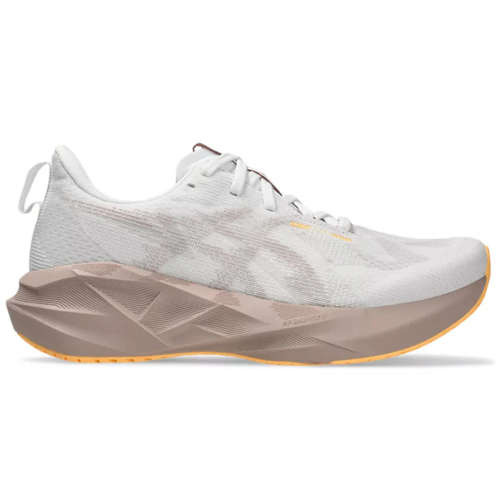 Women's Asics Novablast 5, White/Fawn, 7.5 B Medium