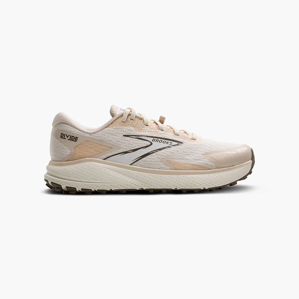 Women's Brooks Divide 5, Coconut/Almond Peach/ Falcon, 9 B Medium