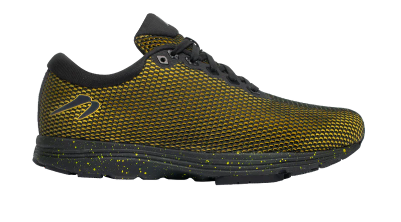 Women's Newton Running Catalyst, Yellow/Black, 7.5 B Medium