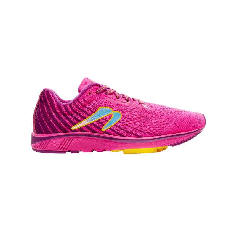 Women's Newton Running Motion 11, Rhodamine/Magenta, 12 B Medium
