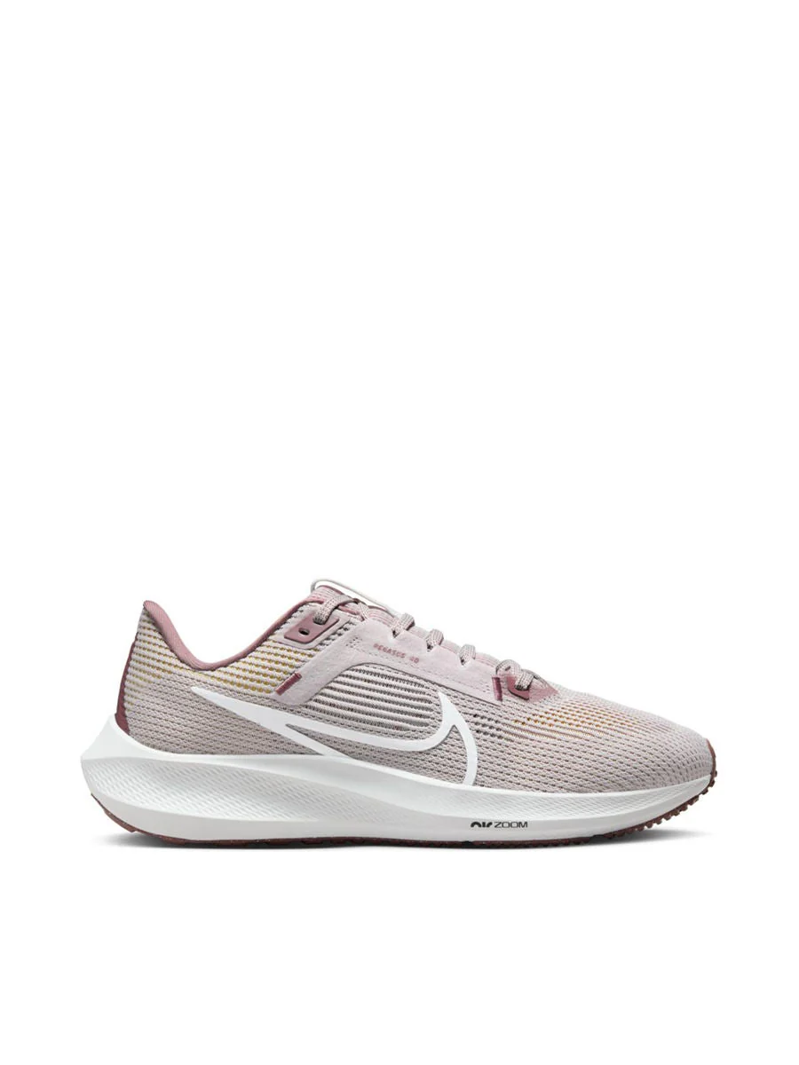 Women's Nike Pegasus 40, Platinum Violet/Summit White, 8 D Wide