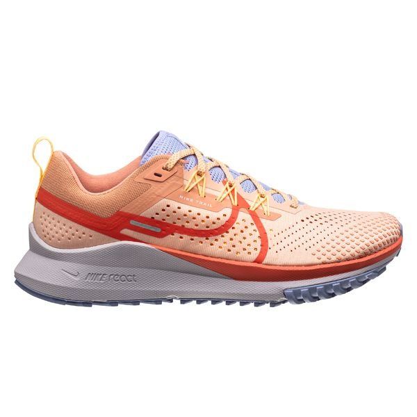 Women's Nike Pegasus Trail 4, Arctic Orange/Magic Ember, 8 B Medium