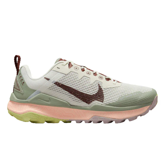 Women's Nike React Wildhorse 8, Sail/Dark Pony/Jade Horizon, 8 B Medium