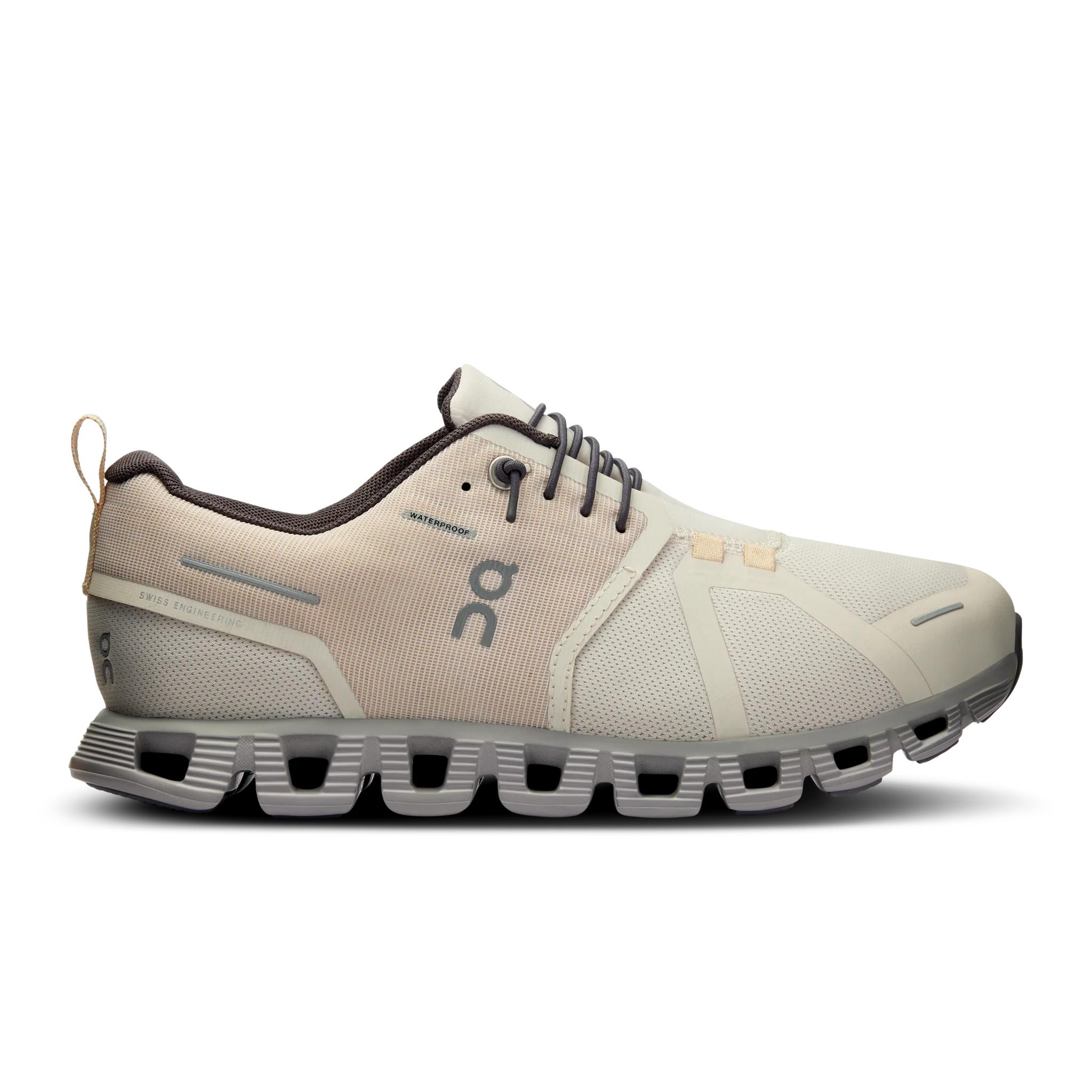 Women's On Cloud 5 Waterproof, Pearl/Fog, 6.5 B Medium