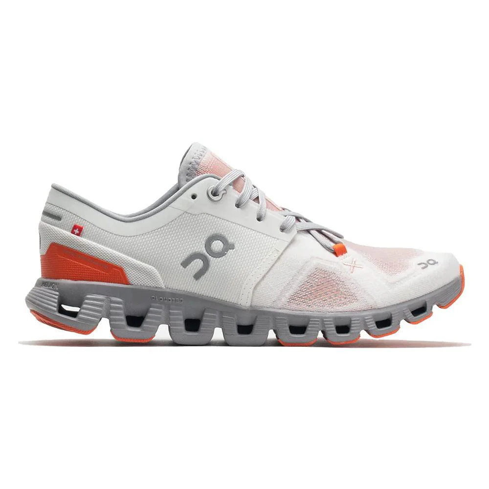 Women's On Cloud X 3, Ivory/Alloy, 5 B Medium