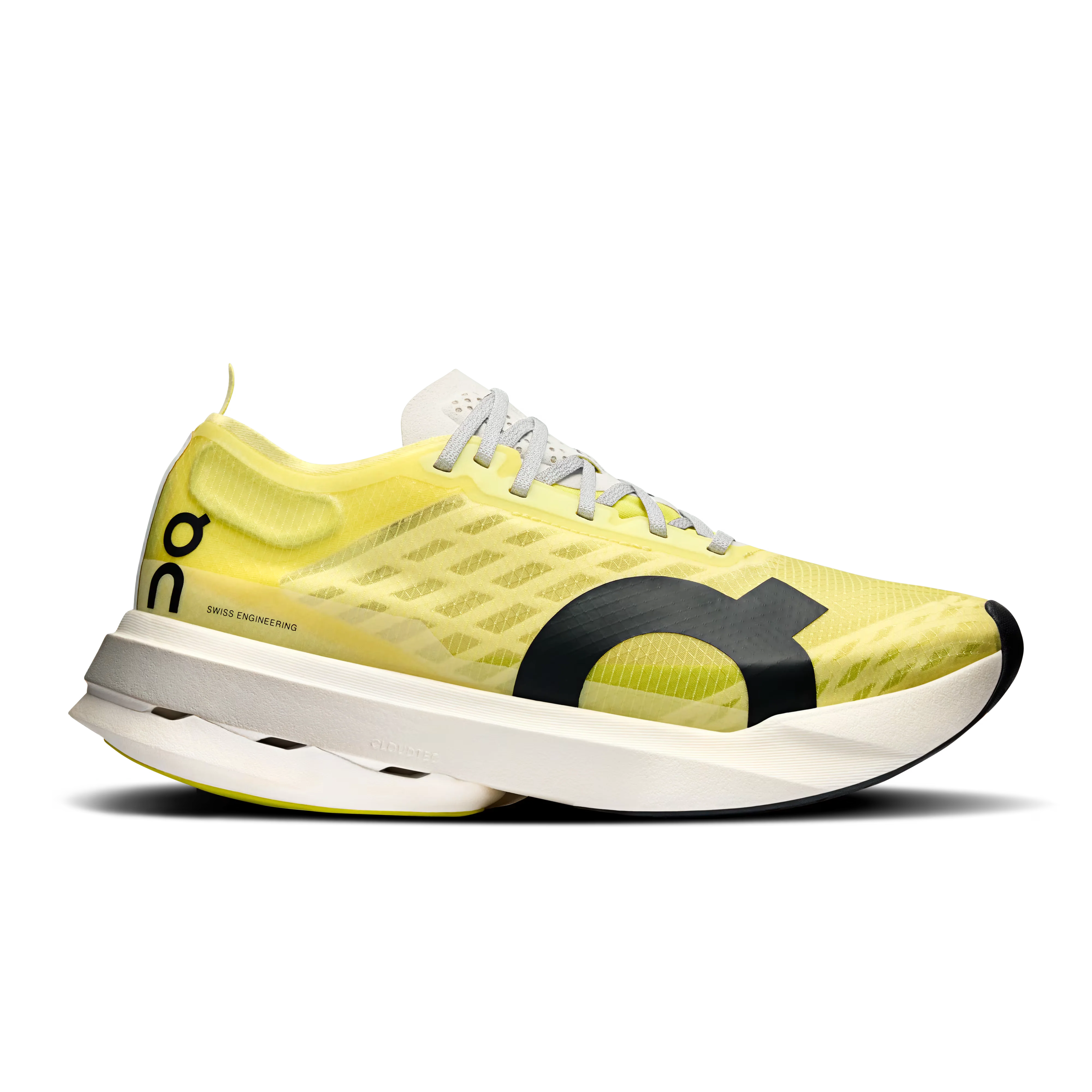 Women's On Cloudboom Strike, Limelight/Wolf, 9 B Medium