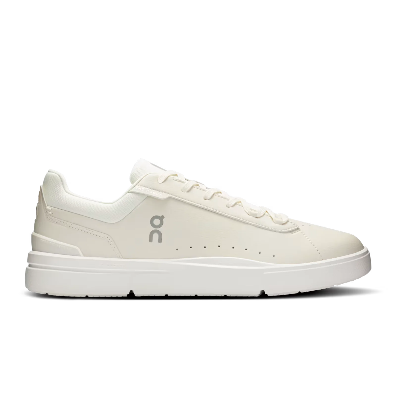 Women's On The Roger Advantage, Ivory/Ivory, 8.5 B Medium