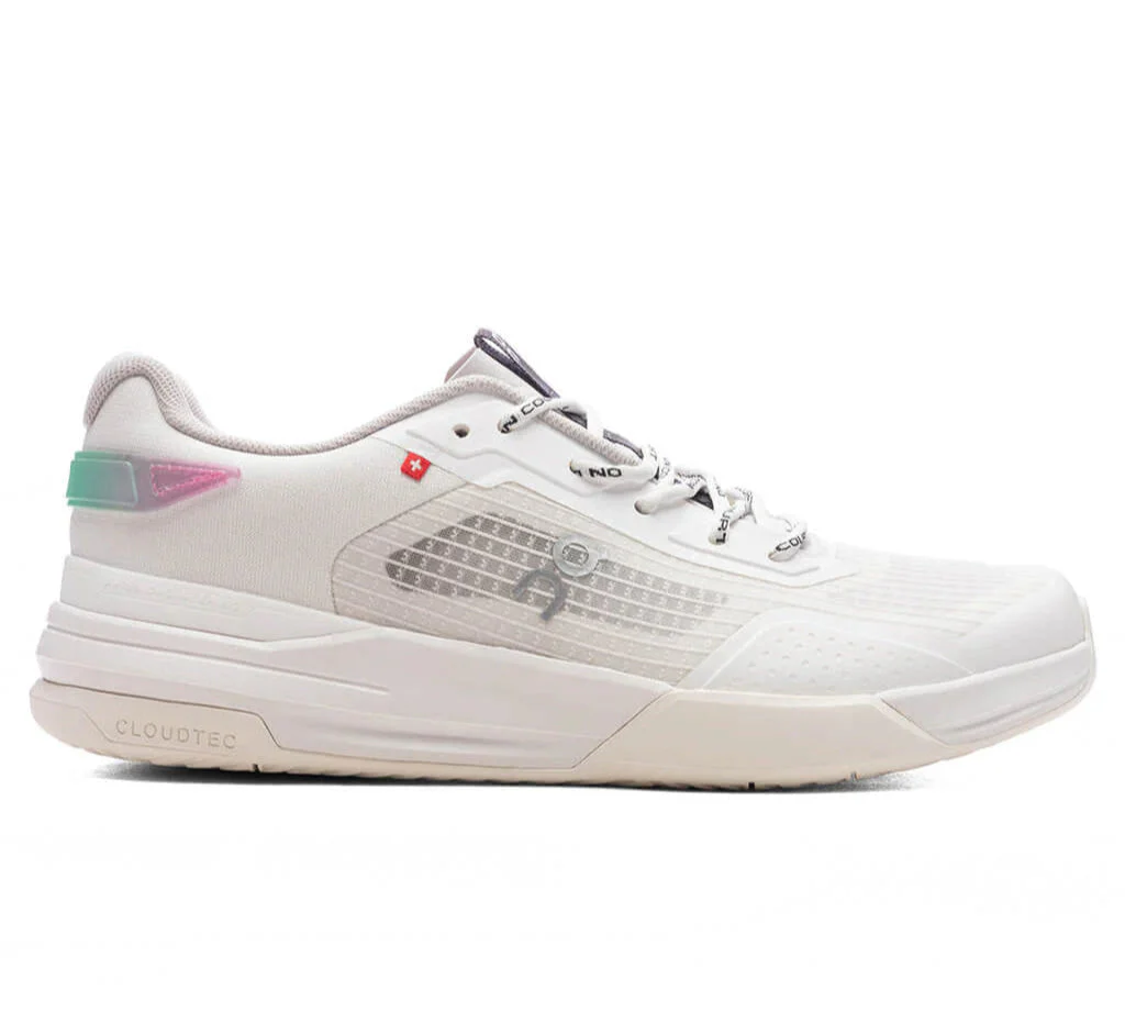 Women's On The Roger Advantage Z5, White/Ivory, 7.5 B Medium