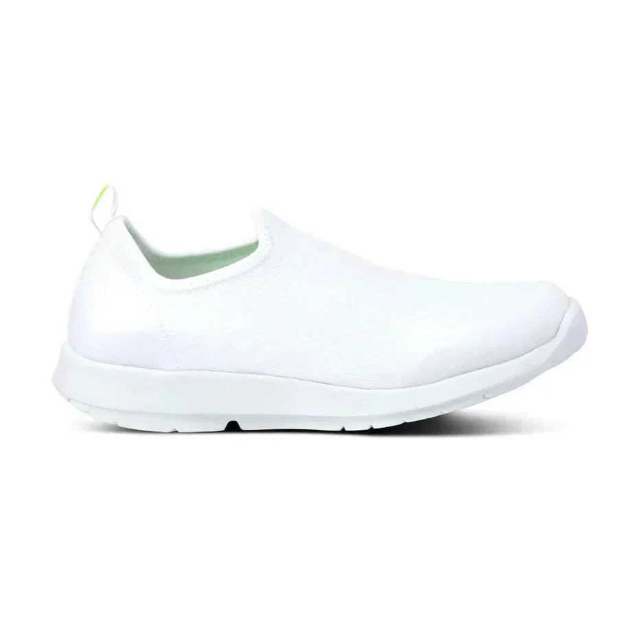 Women's OOFOS OOmg Sport LS, White, 9.5 B Medium